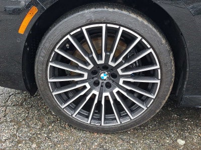 2024 BMW 7 Series 760i xDrive Sedan
