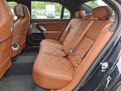 2023 BMW 7 Series 760i xDrive Sedan
