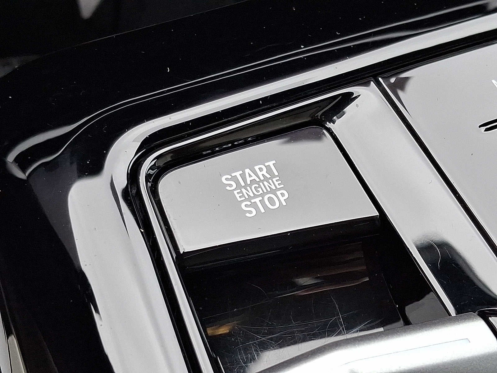 2025 BMW 5 Series 530i xDrive Sedan