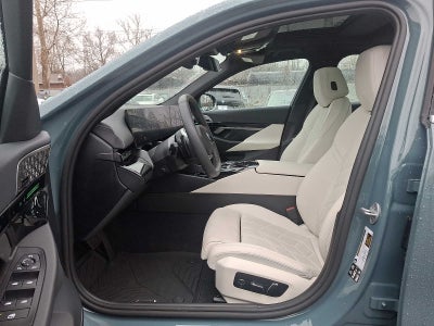 2025 BMW 5 Series 530i xDrive Sedan