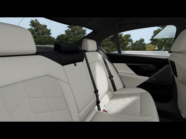 2025 BMW 5 Series 530i xDrive Sedan