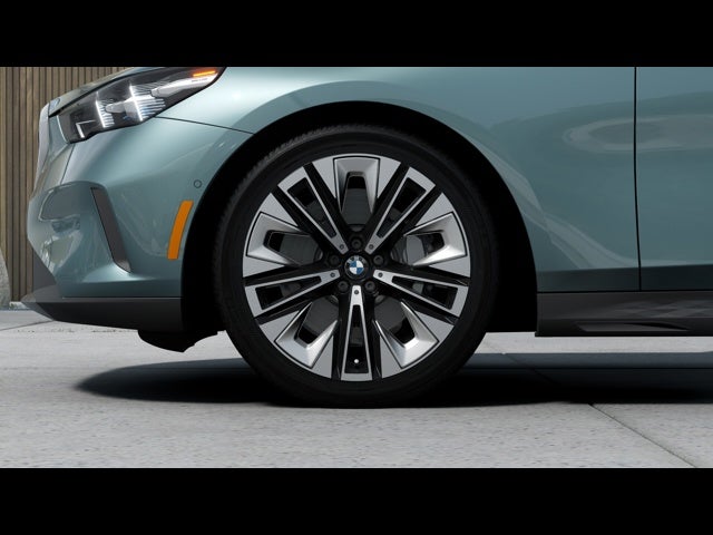 2025 BMW 5 Series 530i xDrive Sedan