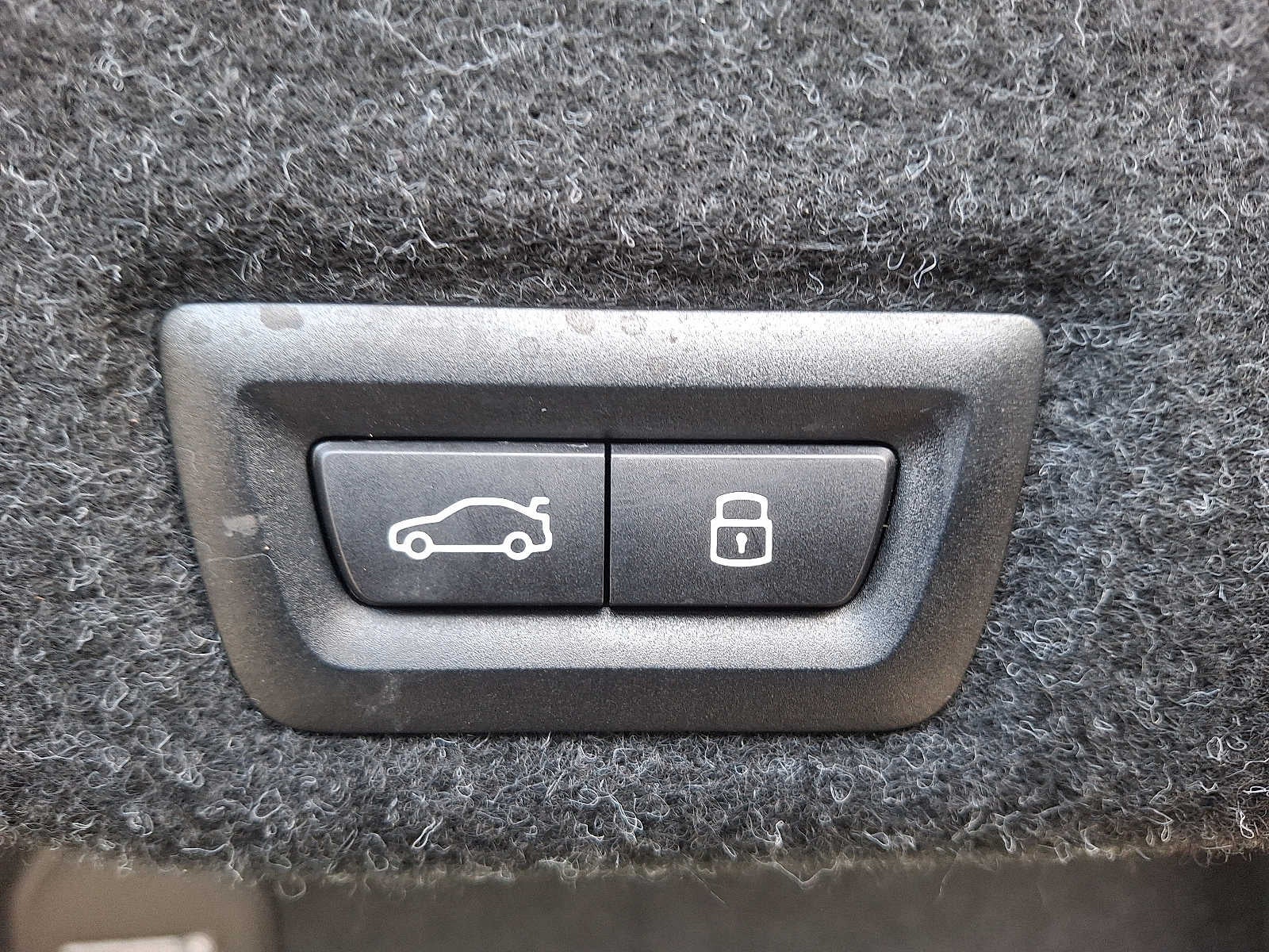 2025 BMW 5 Series 530i xDrive Sedan