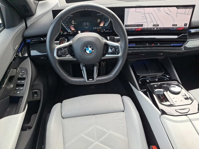 2025 BMW 5 Series 530i xDrive Sedan