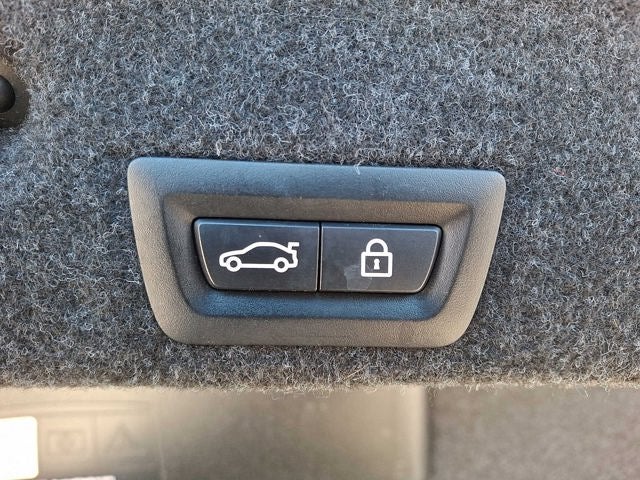 2016 BMW 5 Series 4dr Sdn 528i xDrive AWD