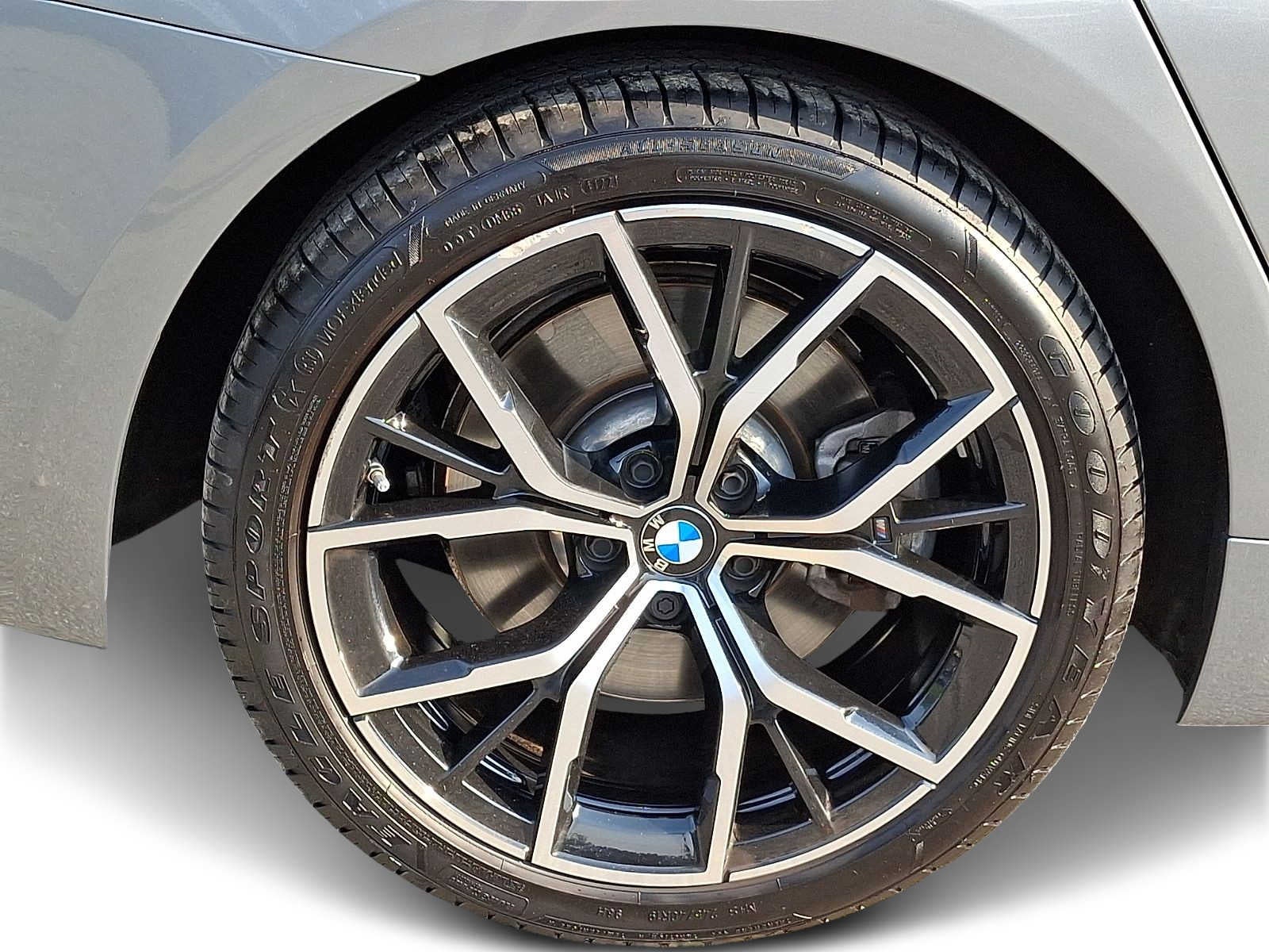 2023 BMW 5 Series 540i xDrive Sedan