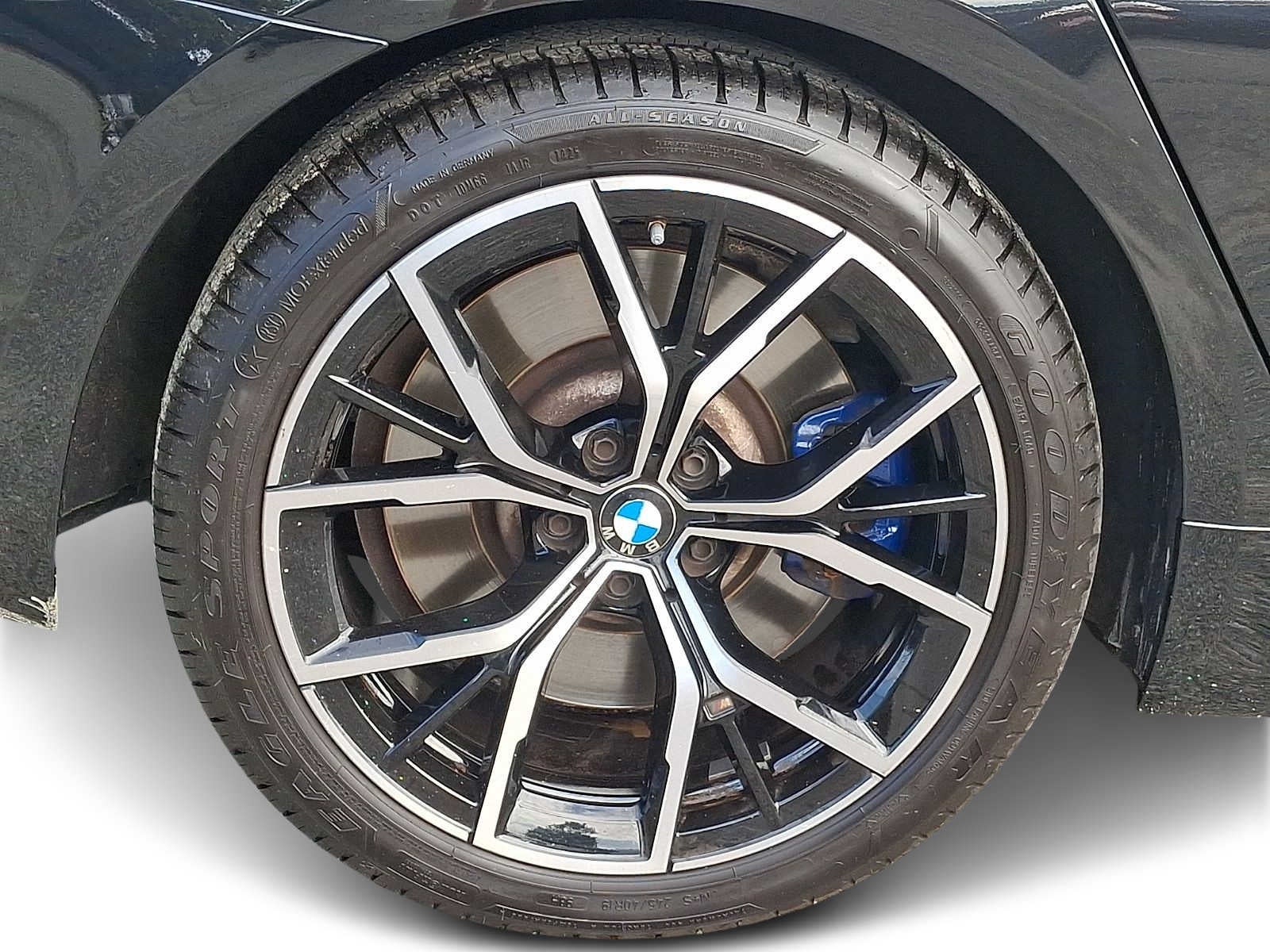 2023 BMW 5 Series 540i xDrive Sedan