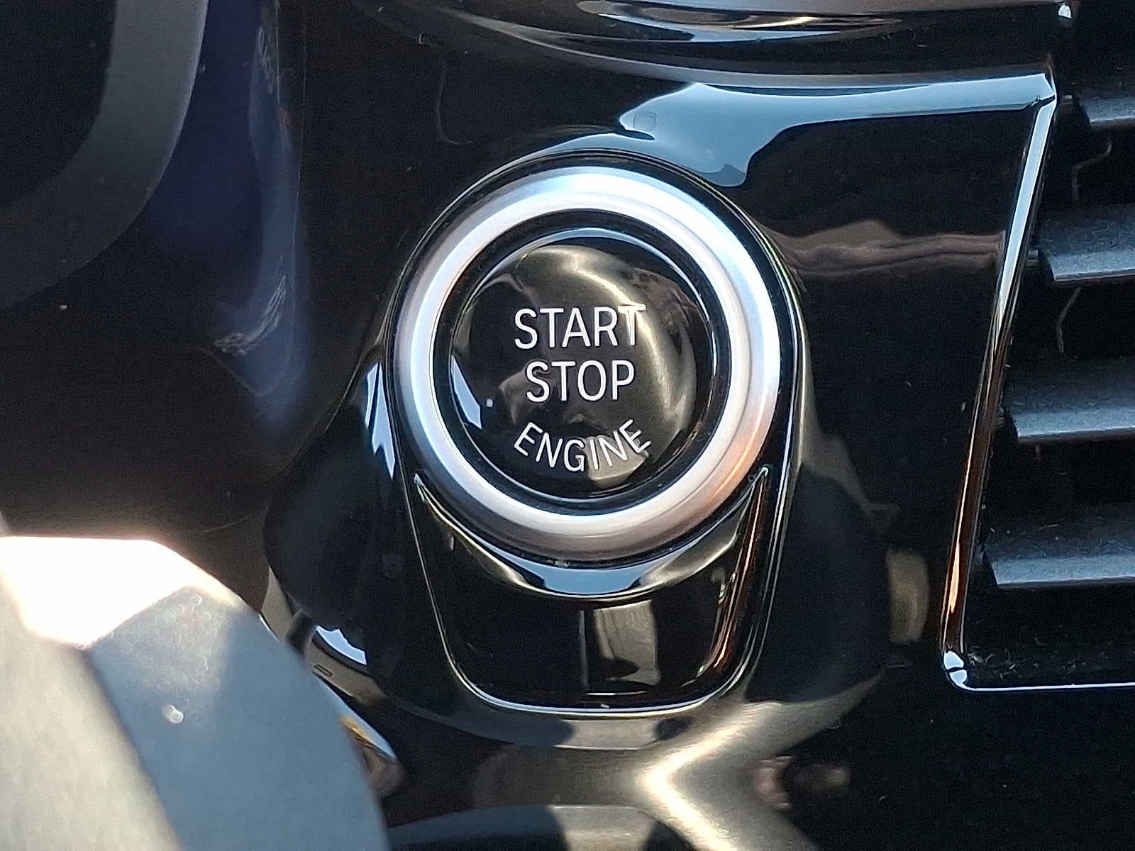 2022 BMW 5 Series 540i xDrive Sedan