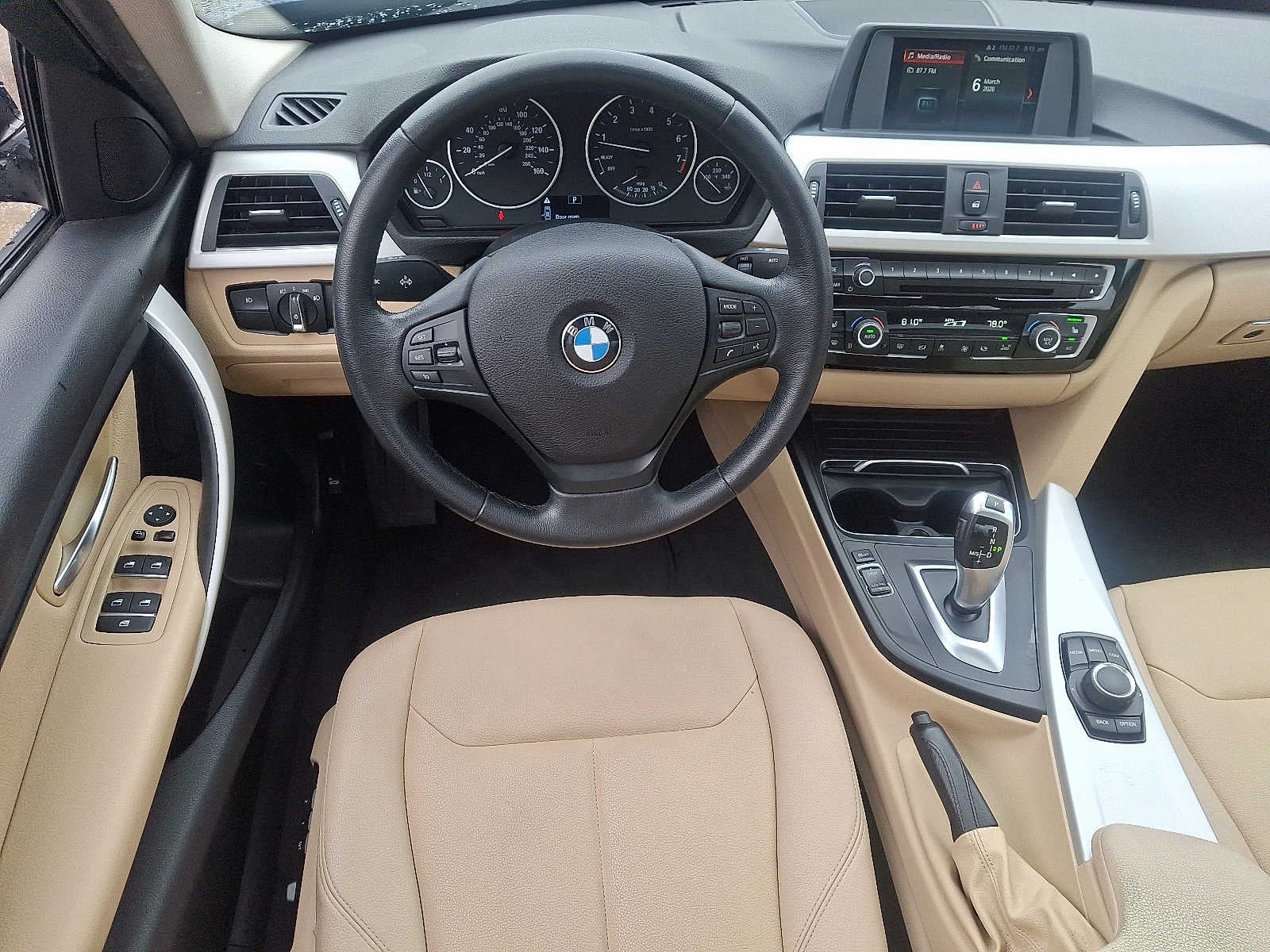 2018 BMW 3 Series 320i xDrive Sedan