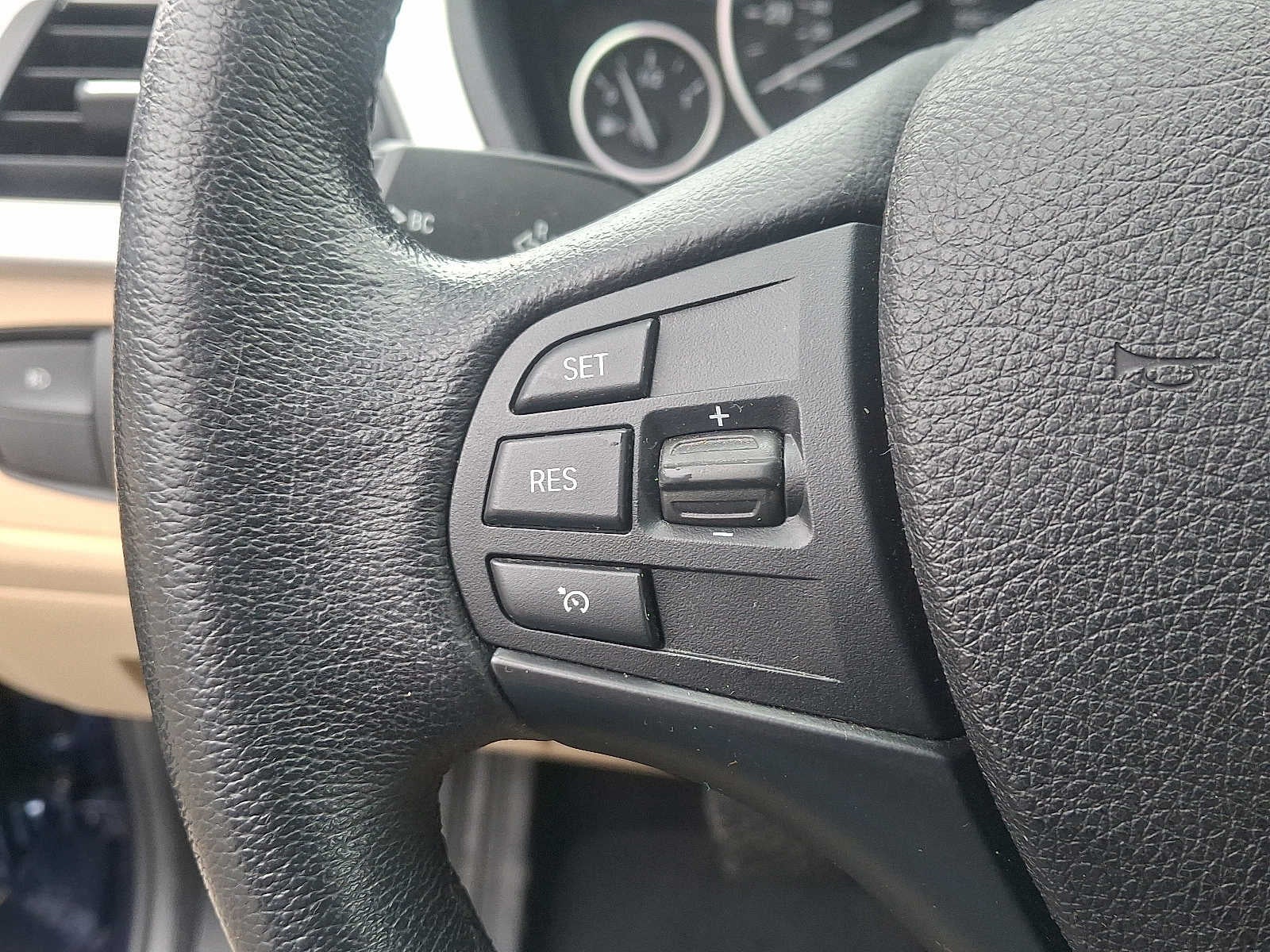 2018 BMW 3 Series 320i xDrive Sedan