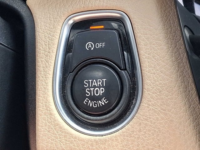 2018 BMW 3 Series 330i xDrive Sedan