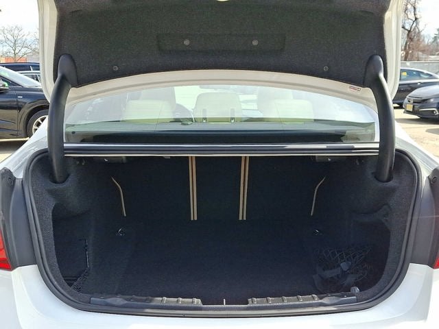 2018 BMW 3 Series 330i xDrive Sedan