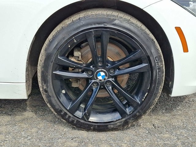 2018 BMW 3 Series 330i xDrive Sedan