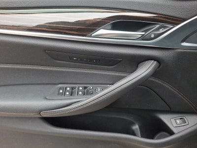 2018 BMW 5 Series 530i xDrive Sedan