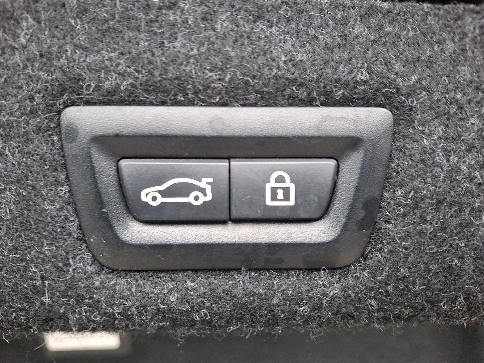 2018 BMW 5 Series 530i xDrive Sedan