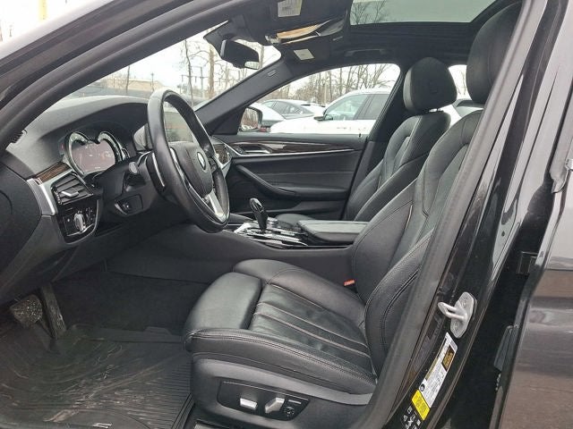2018 BMW 5 Series 530i xDrive Sedan