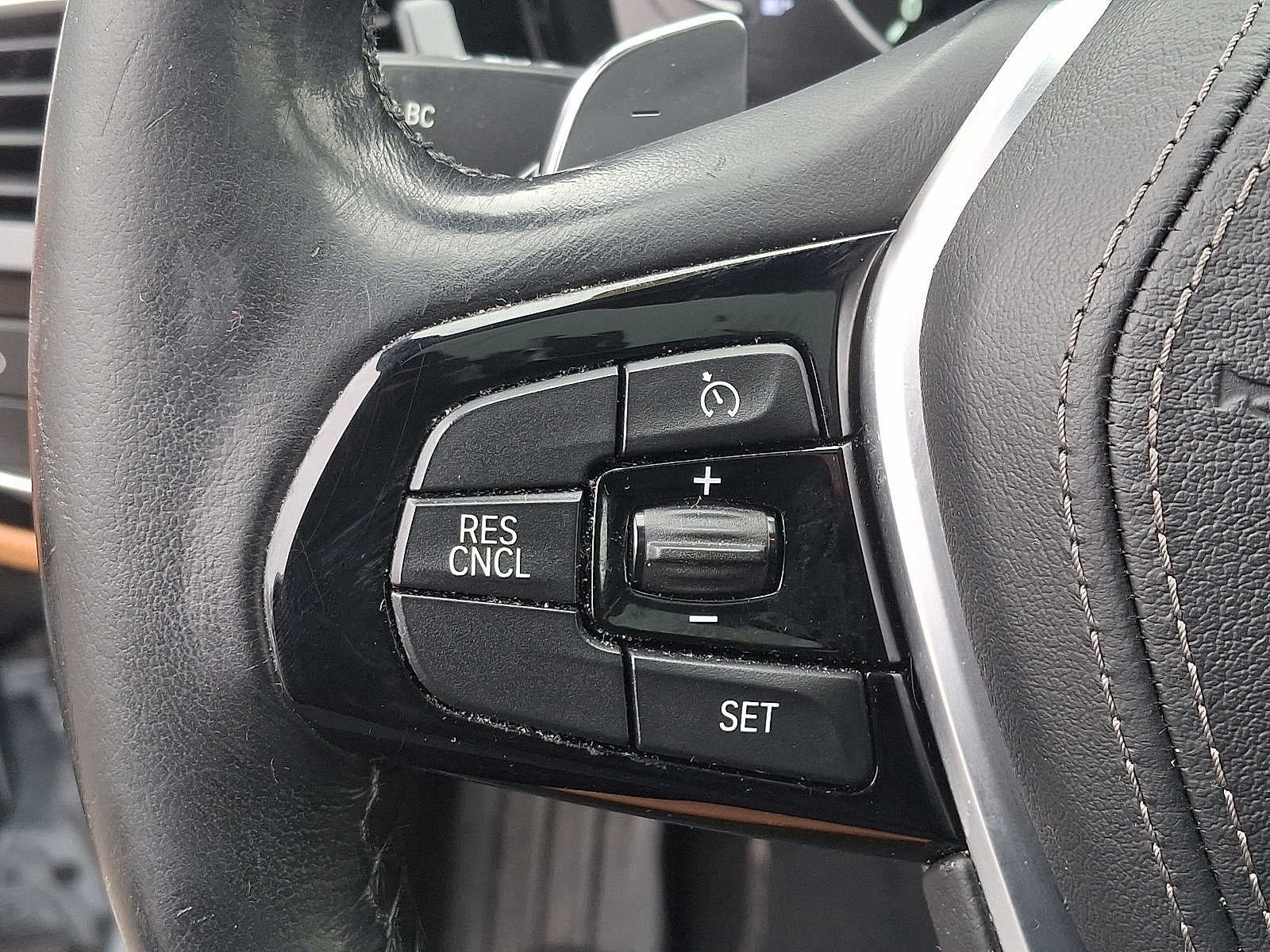 2017 BMW 5 Series 540i xDrive Sedan