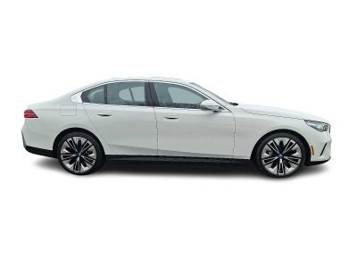 2025 BMW i5 xDrive40 Sedan