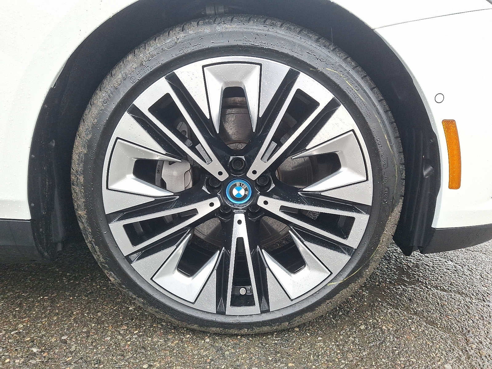 2025 BMW i5 xDrive40 Sedan