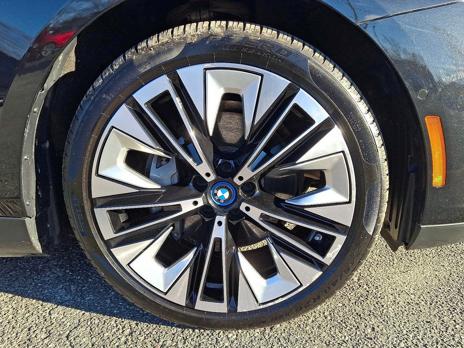 2025 BMW i5 xDrive40 Sedan