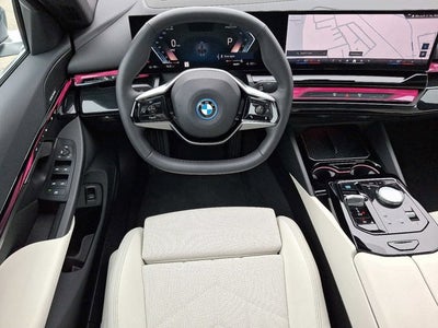 2025 BMW i5 xDrive40 Sedan