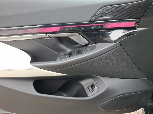 2025 BMW i5 xDrive40 Sedan