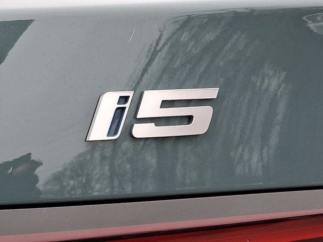 2025 BMW i5 xDrive40 Sedan