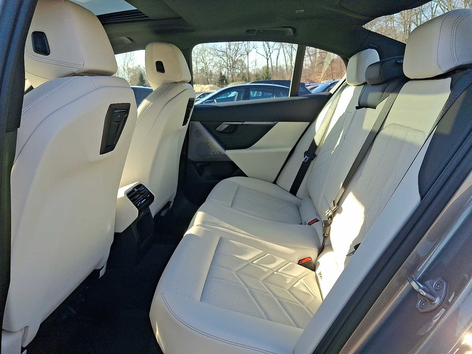 2025 BMW i5 xDrive40 Sedan