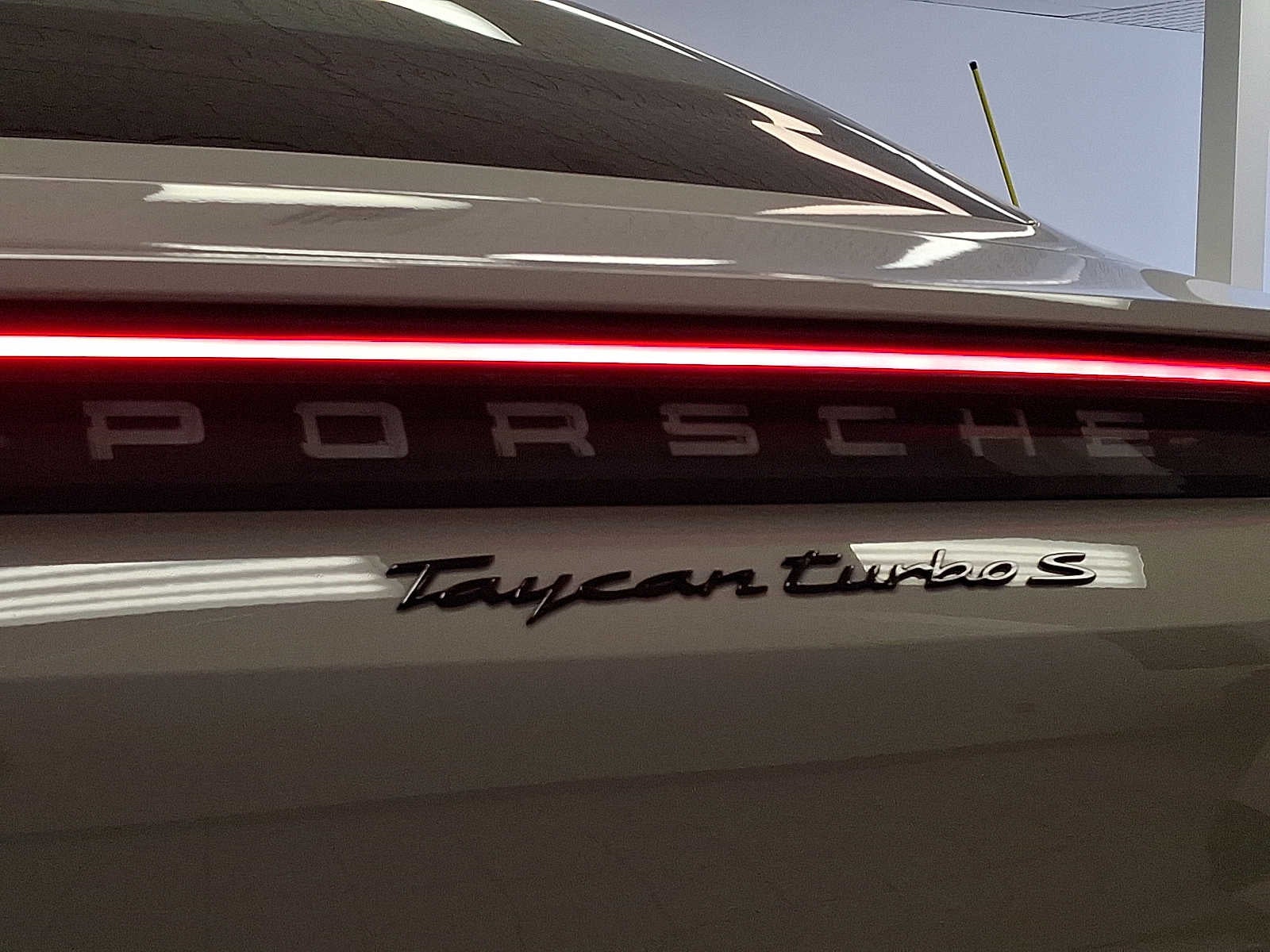 2021 Porsche Taycan Turbo S AWD