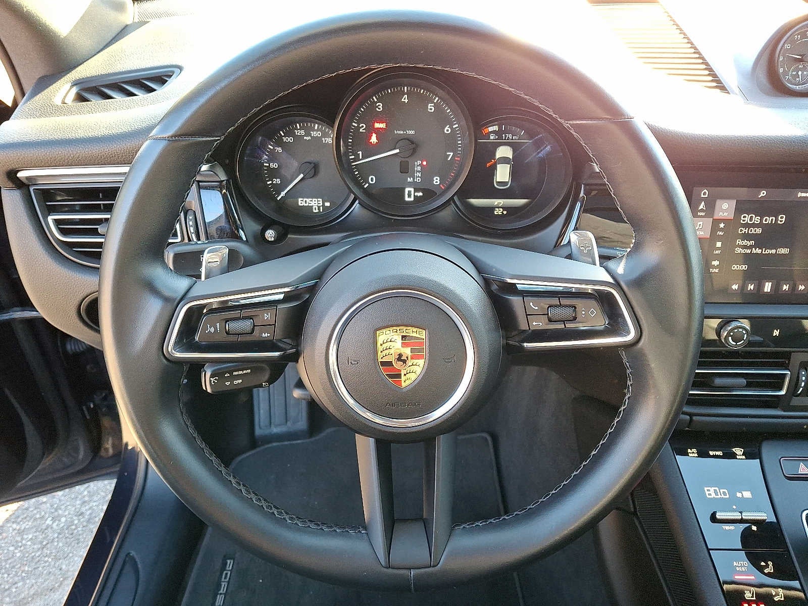 2022 Porsche Macan AWD