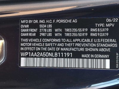 2022 Porsche Macan AWD