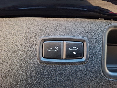 2022 Porsche Macan AWD