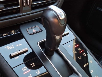 2024 Porsche Macan AWD