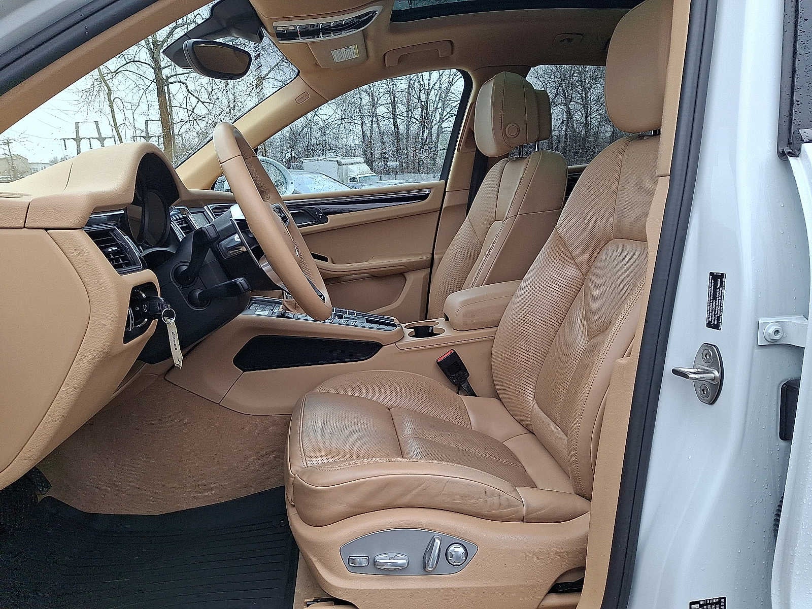 2016 Porsche Macan AWD 4dr S