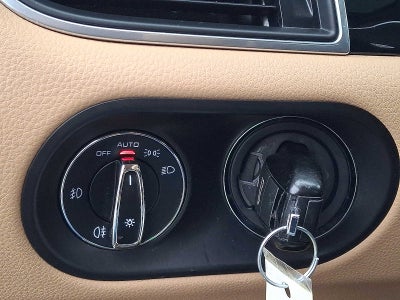 2016 Porsche Macan AWD 4dr S