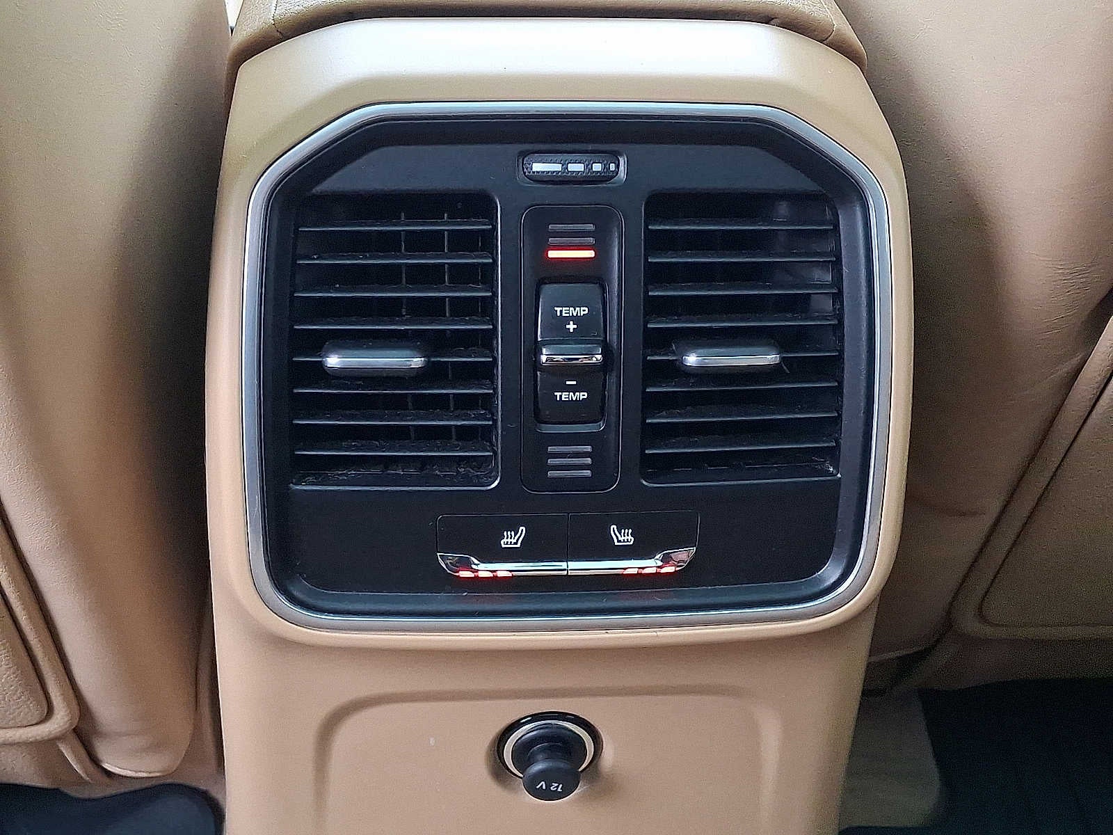 2016 Porsche Macan AWD 4dr S