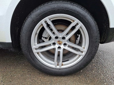 2016 Porsche Macan AWD 4dr S