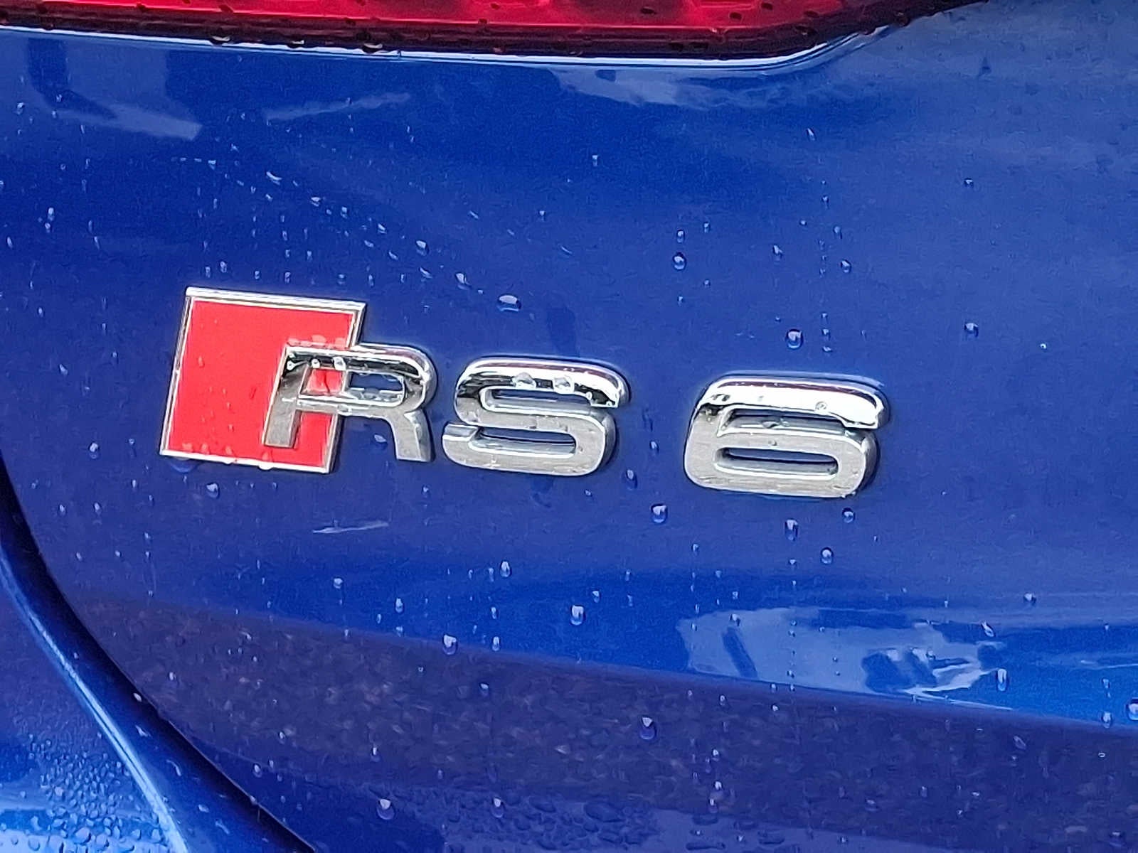 2022 Audi RS 6 Avant 4.0 TFSI quattro