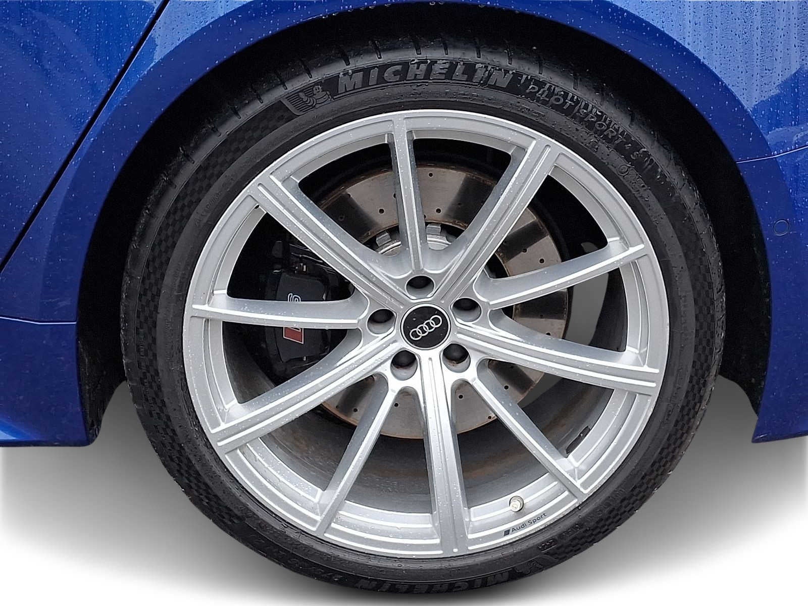 2022 Audi RS 6 Avant 4.0 TFSI quattro