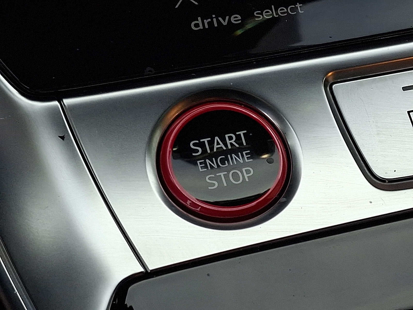 2022 Audi RS 6 Avant 4.0 TFSI quattro