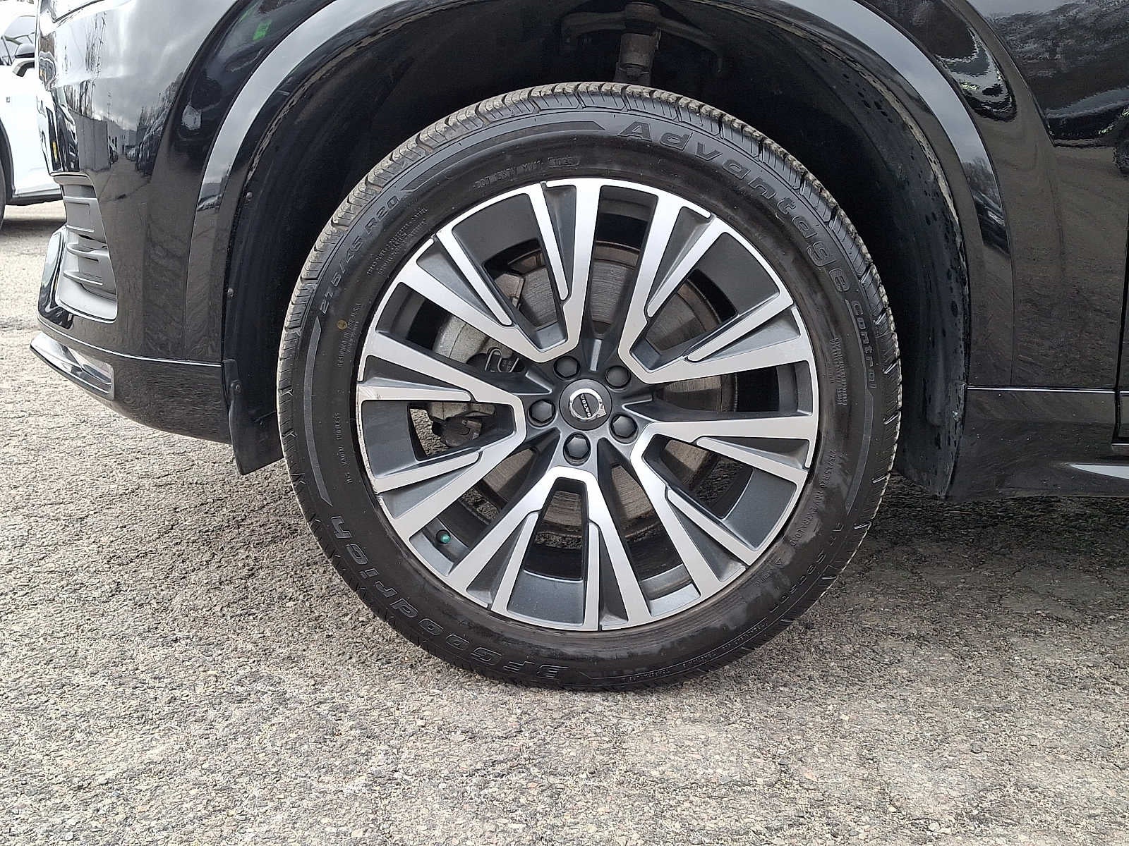 2020 Volvo XC90 T5 AWD Momentum 7 Passenger