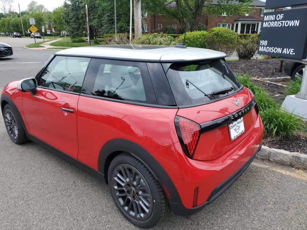 2026 MINI HARDTOP 2 DOOR Cooper FWD