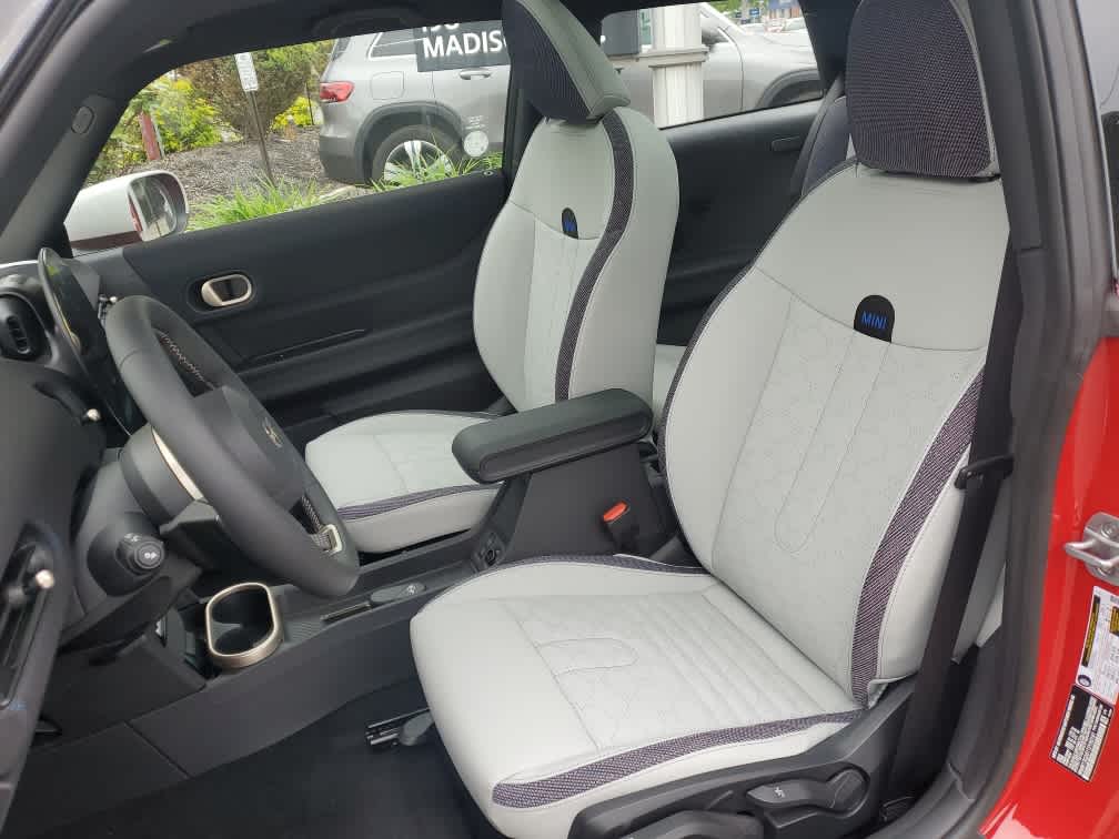 2026 MINI HARDTOP 2 DOOR Cooper FWD