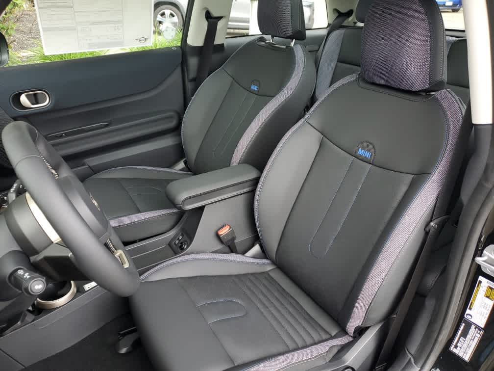 2026 MINI HARDTOP 2 DOOR Cooper FWD