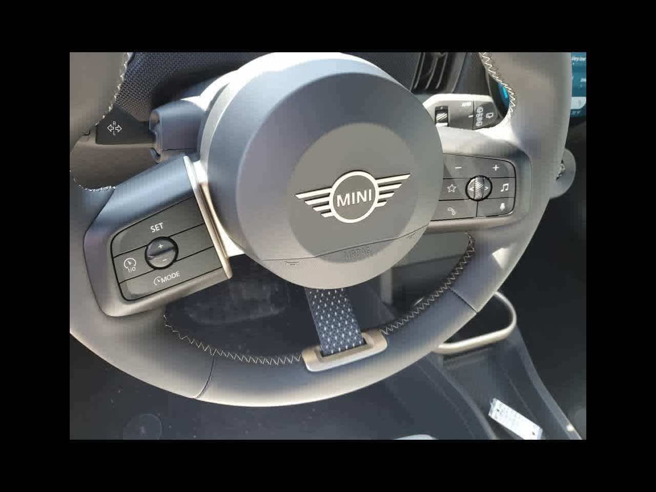 2026 MINI HARDTOP 2 DOOR Cooper Oxford Edition FWD