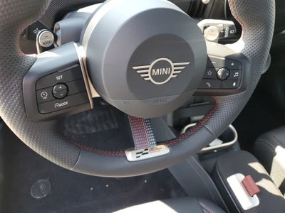 2026 MINI 4 DOOR ICONIC