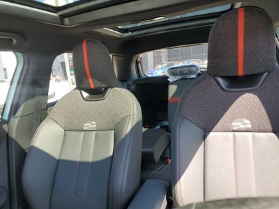 2026 MINI 4 DOOR ICONIC