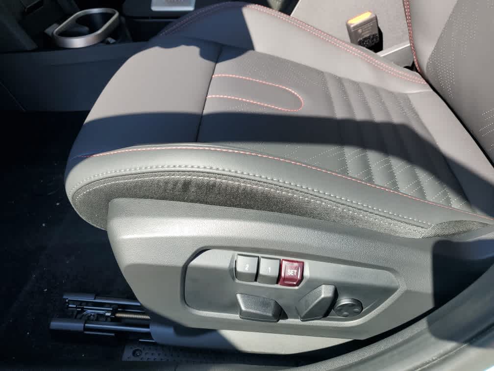 2026 MINI 4 DOOR ICONIC