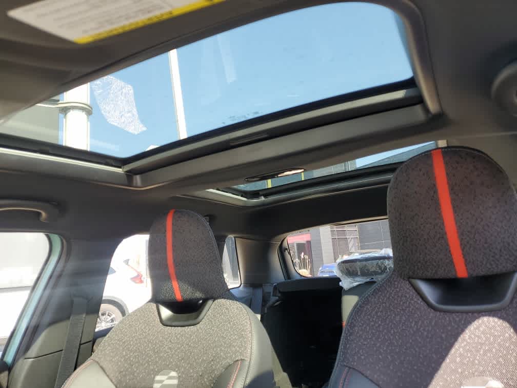 2026 MINI 4 DOOR ICONIC