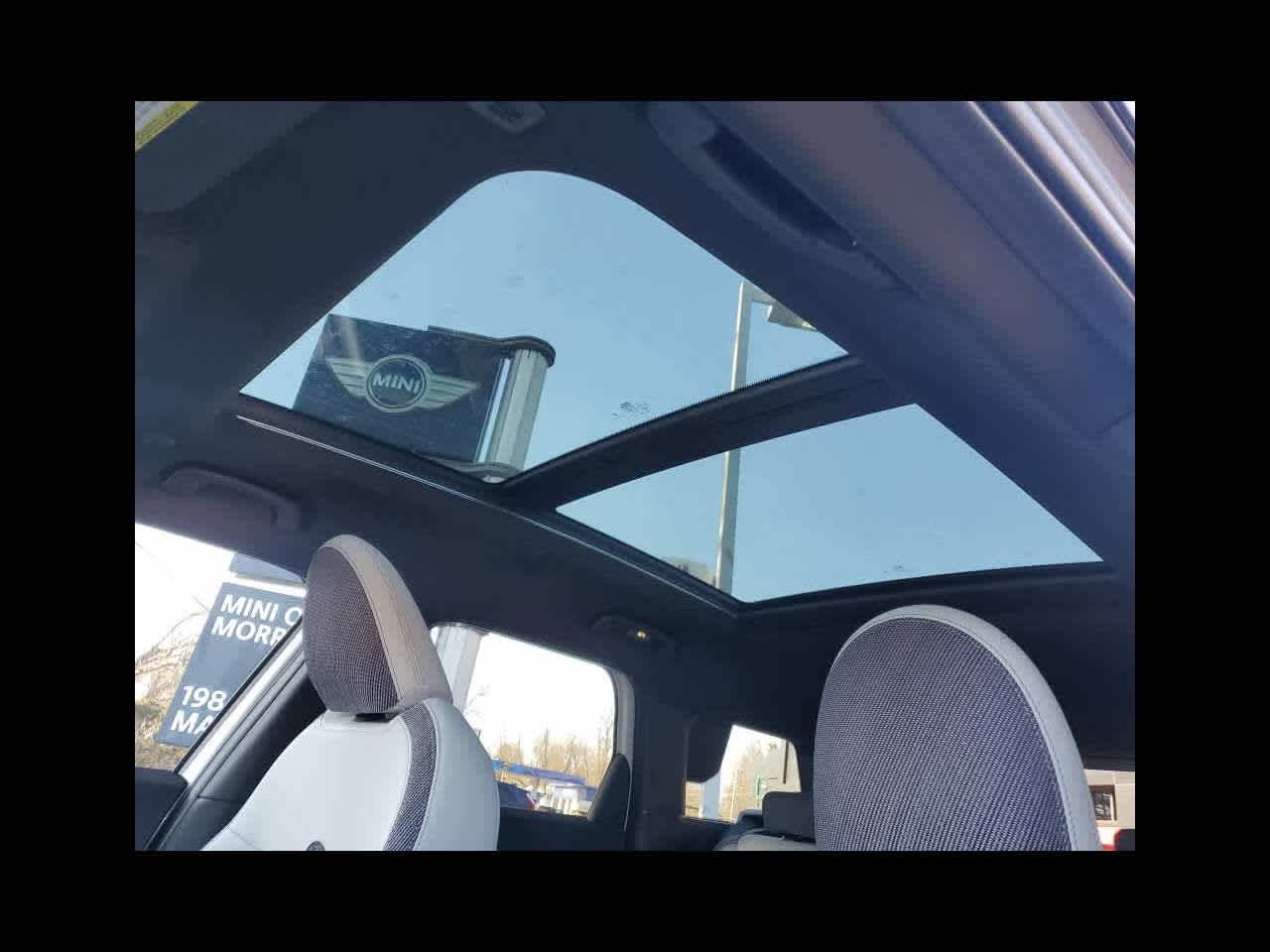 2026 MINI COUNTRYMAN OXFORD EDITION